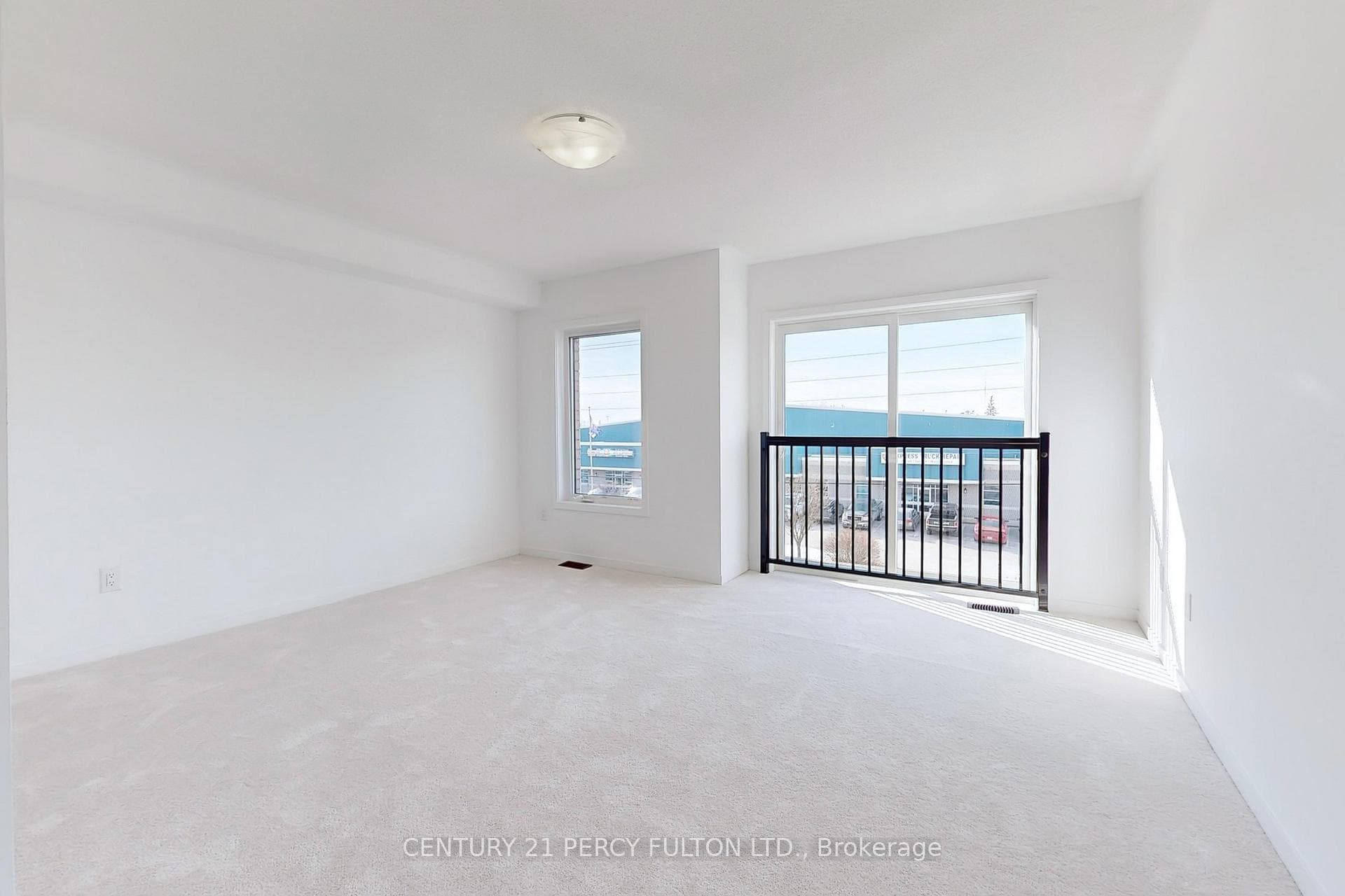 207 Monarch Avenue photo 22