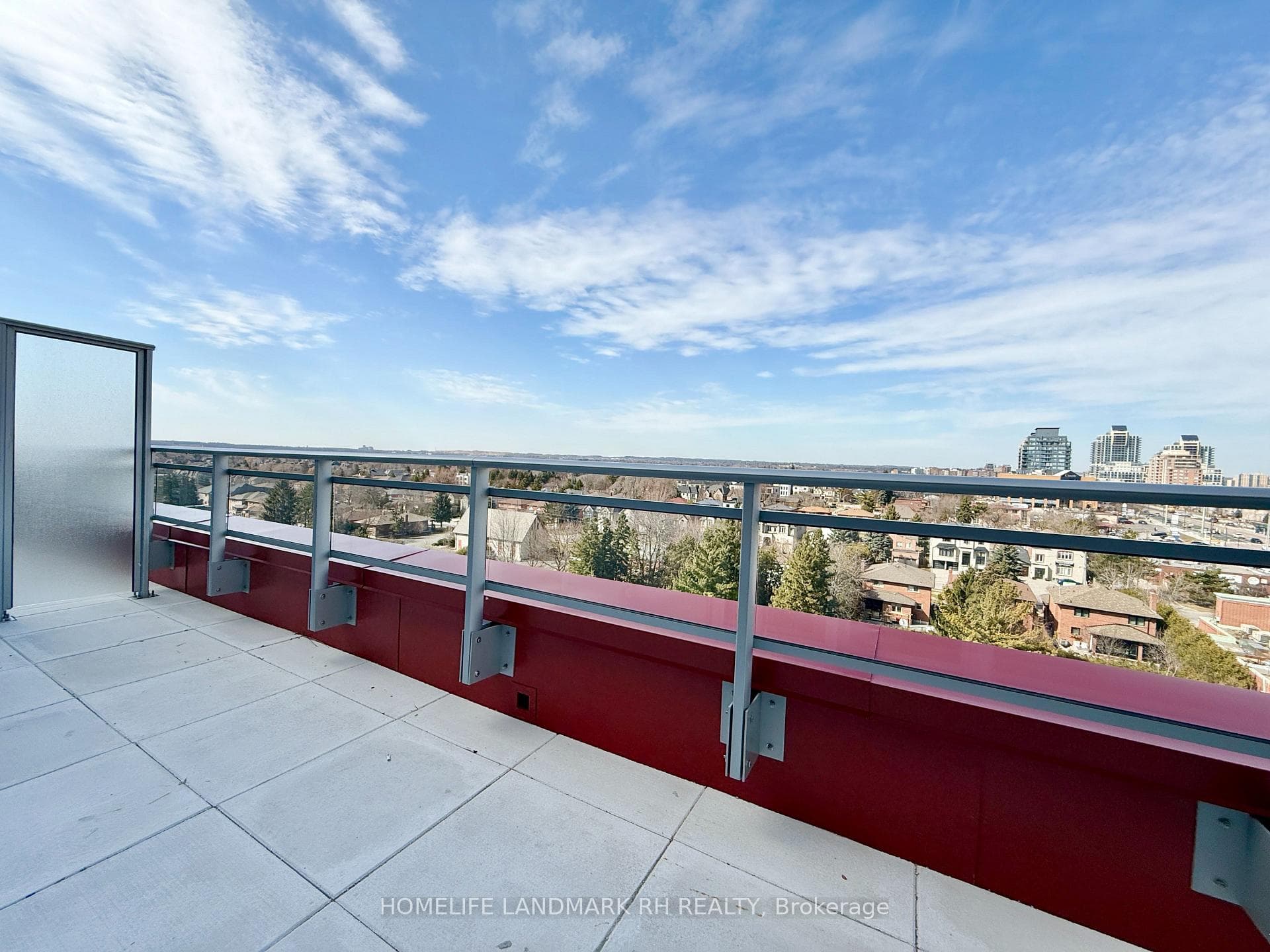 8888 YONGE Street Unit 715 photo 11