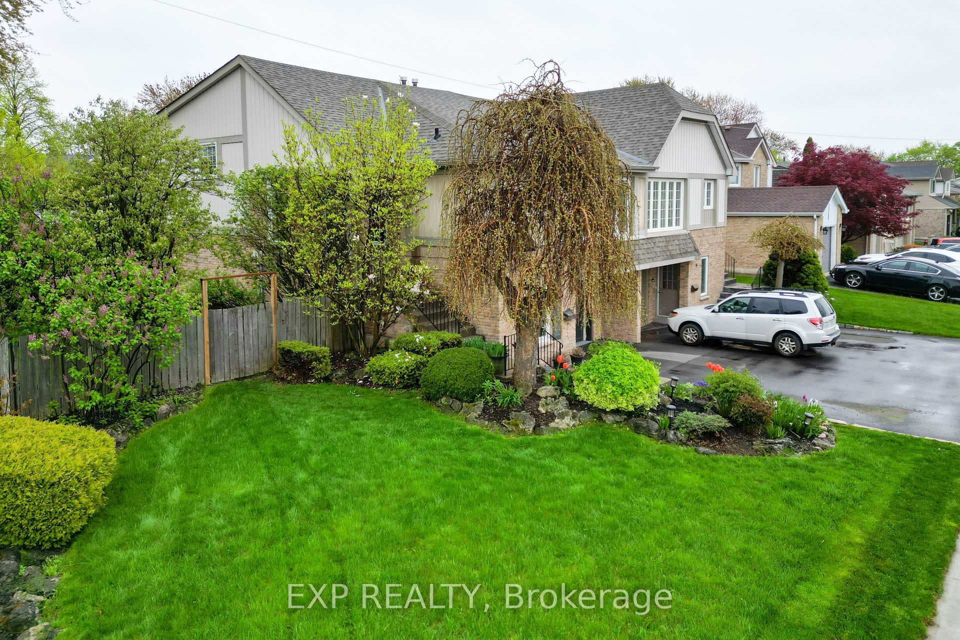3072 Autumn Hill Crescent photo 2