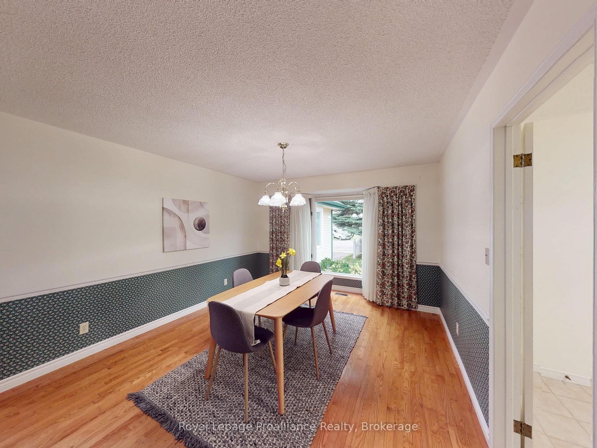 88 Westwind Crescent photo 21