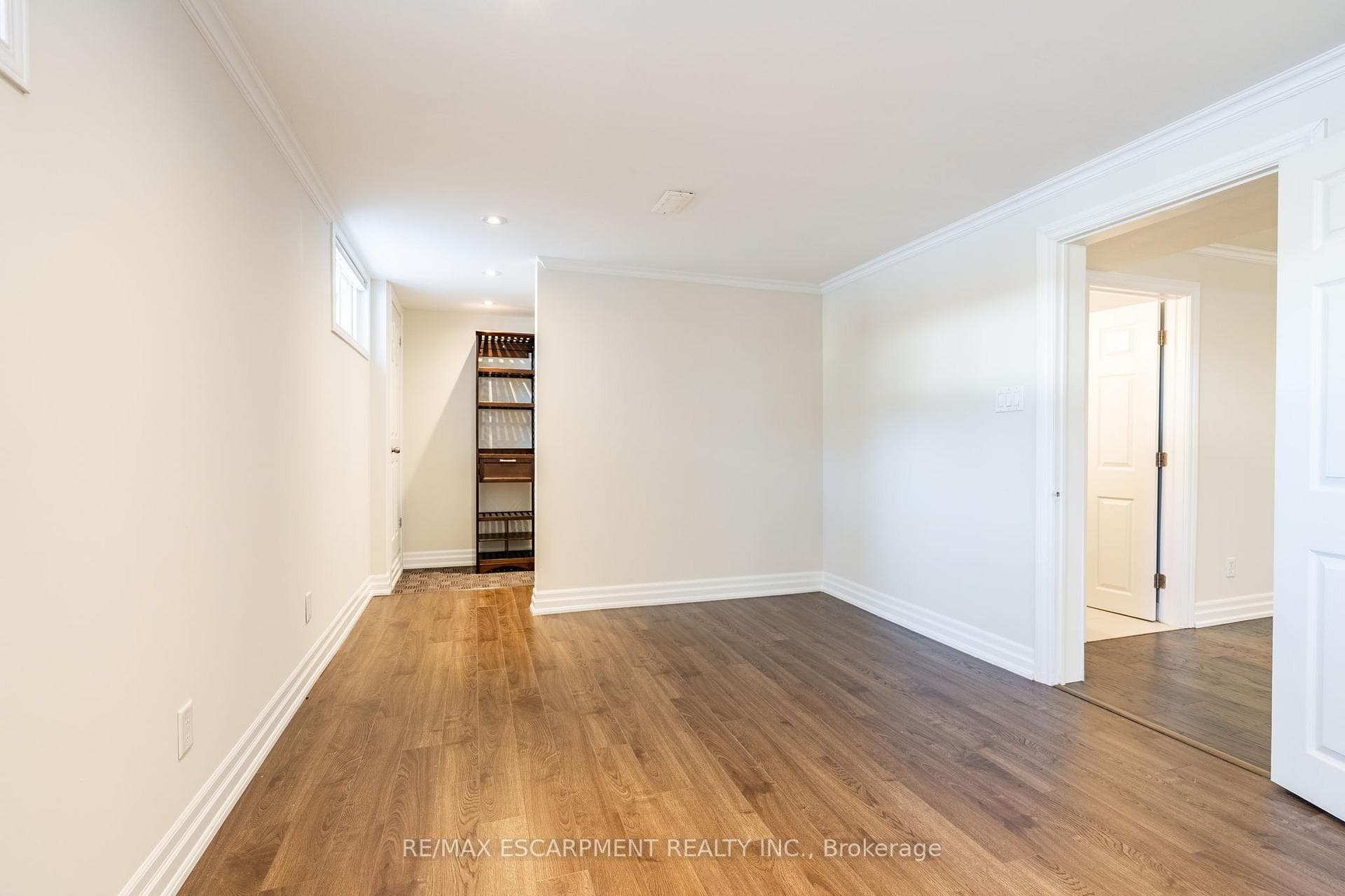 5247 SPRUCE Avenue photo 25