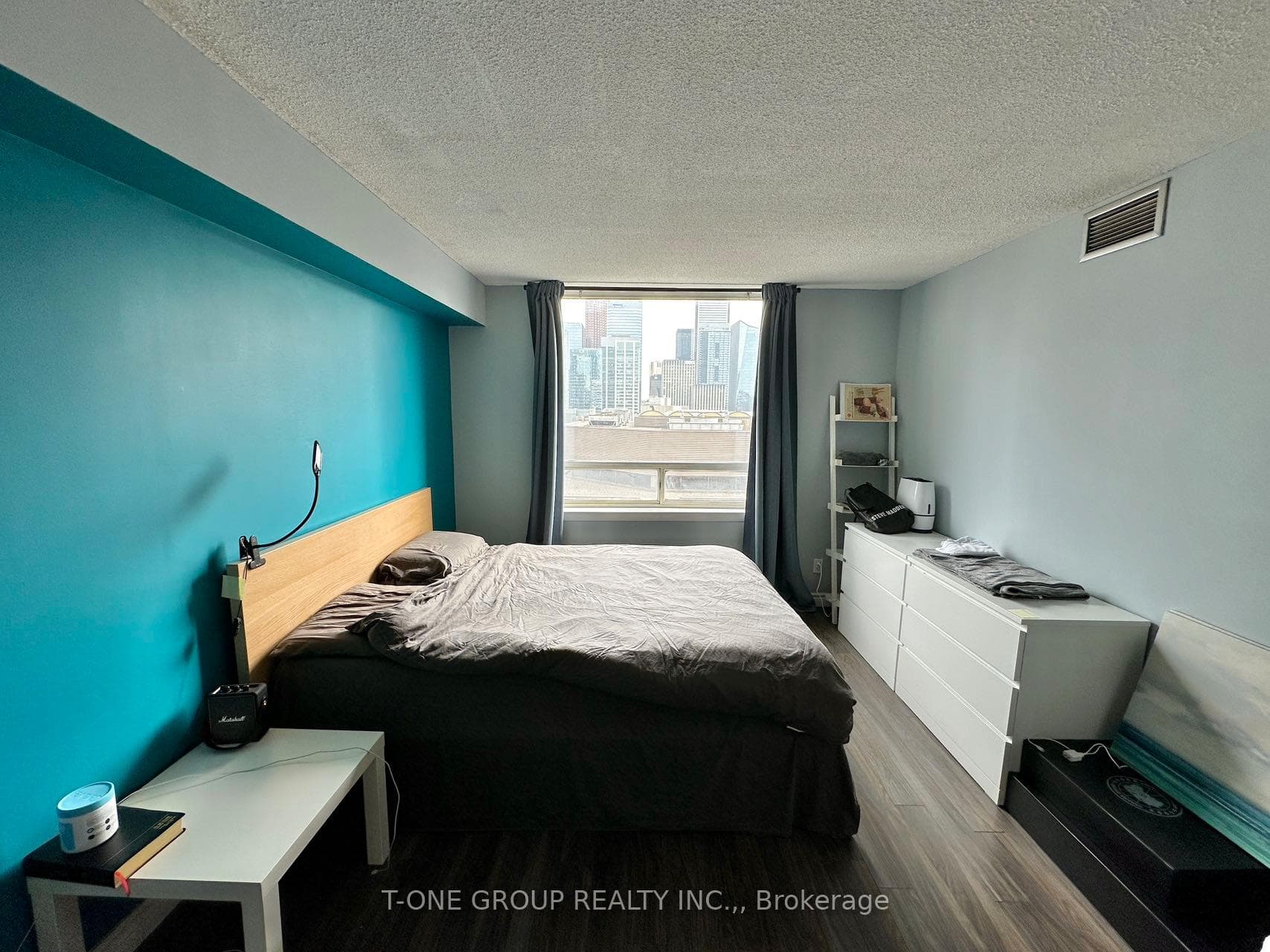 633 Bay Street Unit 2211 photo 7