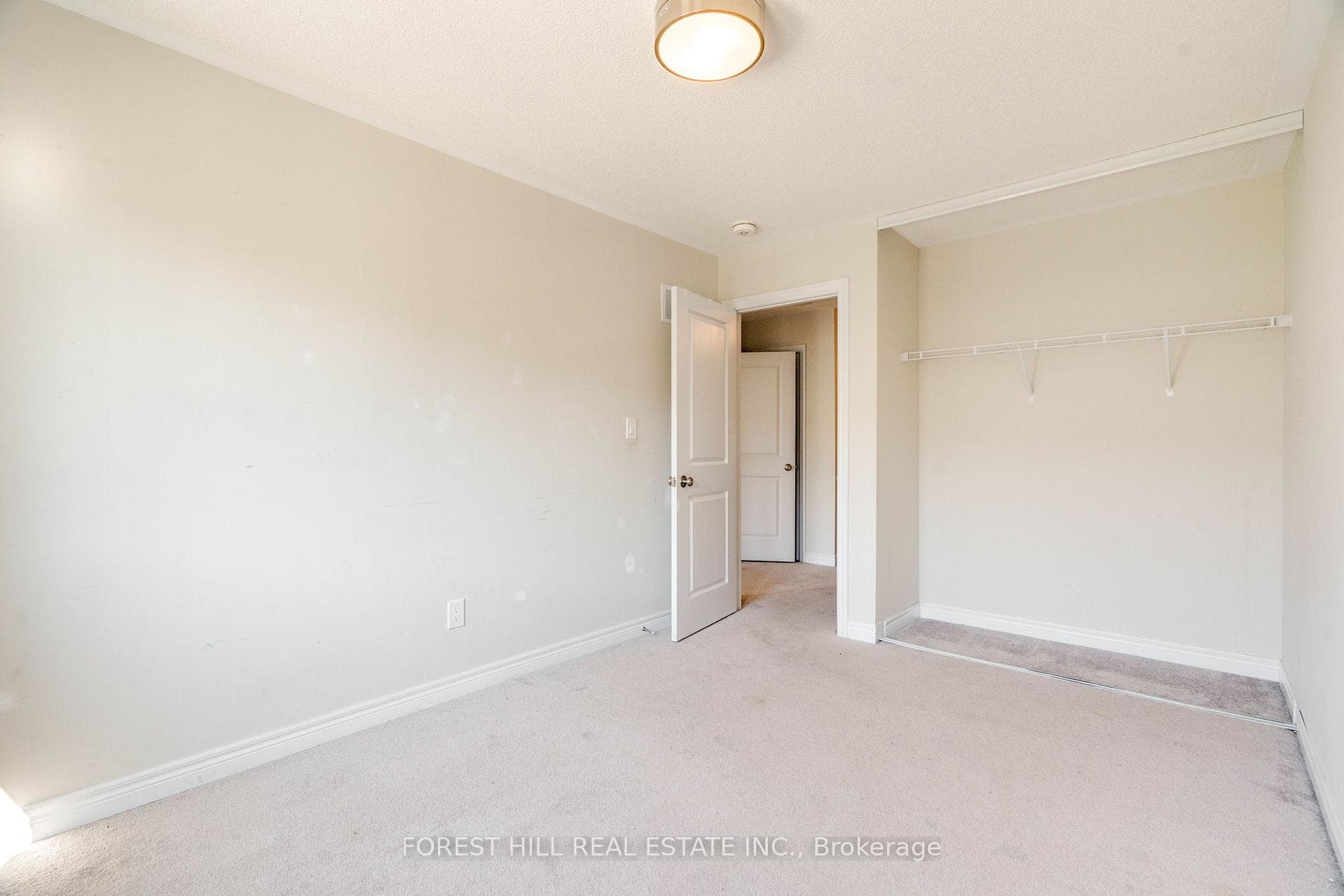 50 Clifford Crescent photo 29