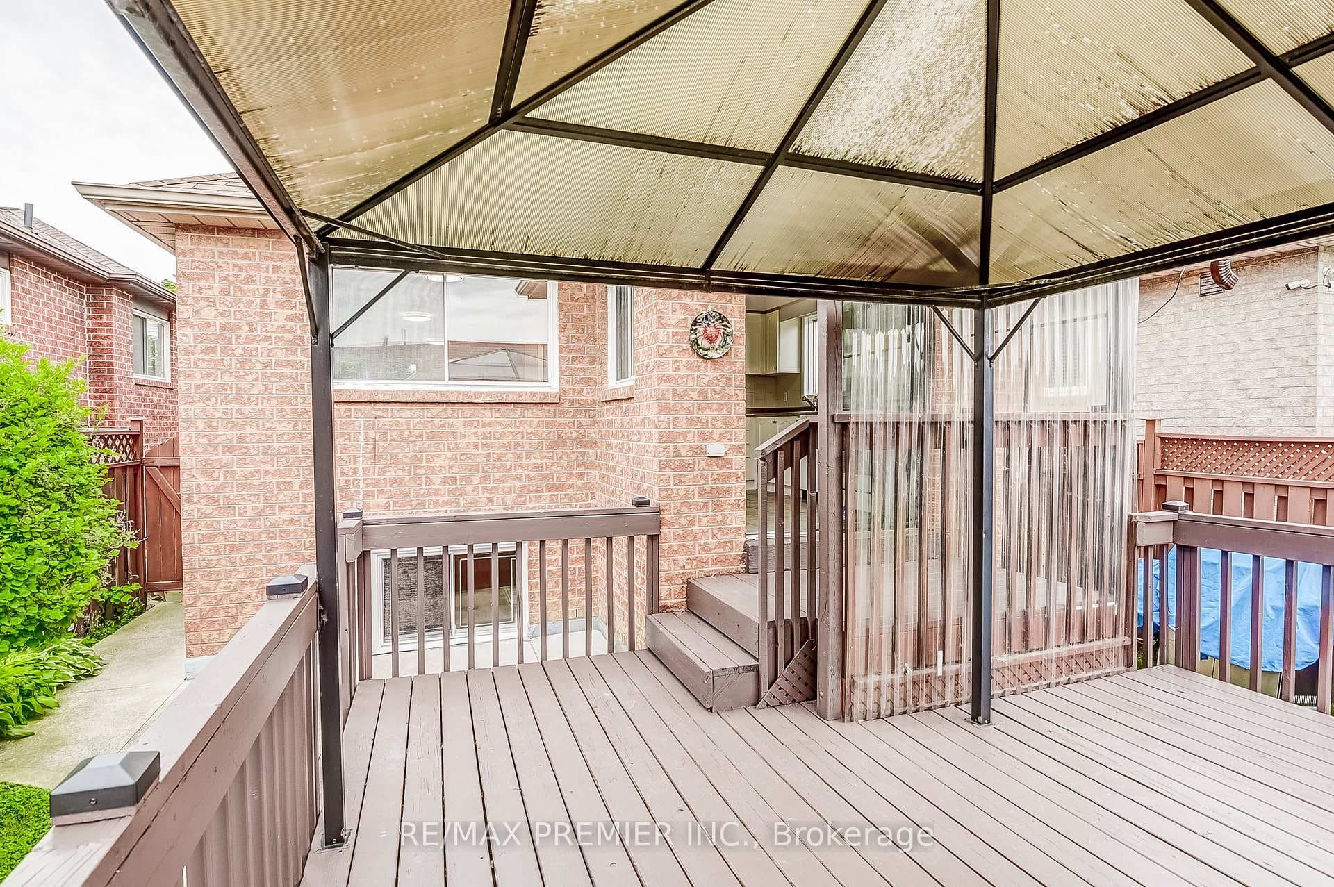 4 Silkwood Crescent photo 23