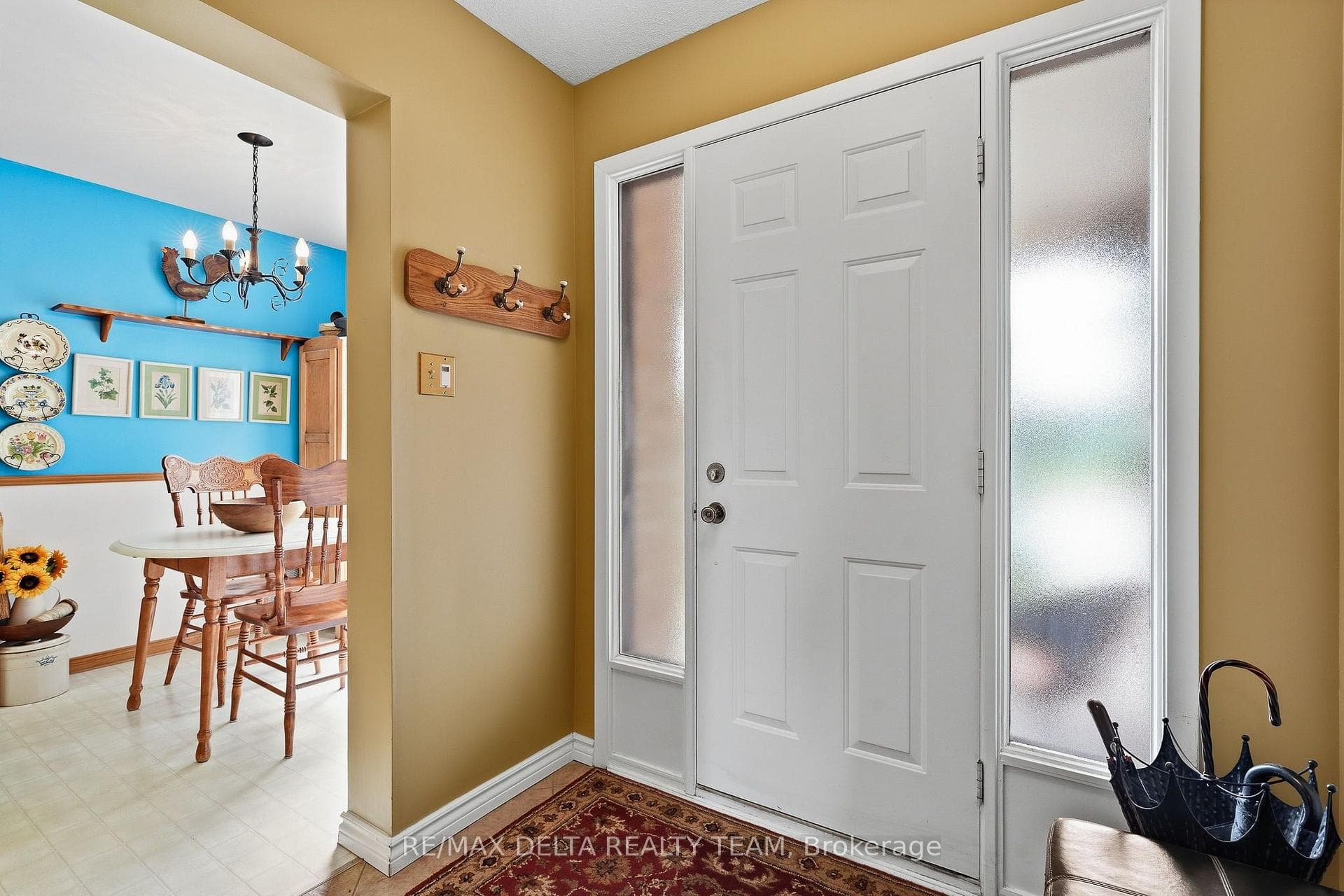 1091 St Lucia Place photo 3