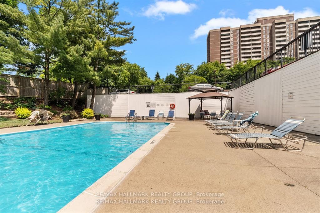 2871 Richmond Road Unit 411 photo 21