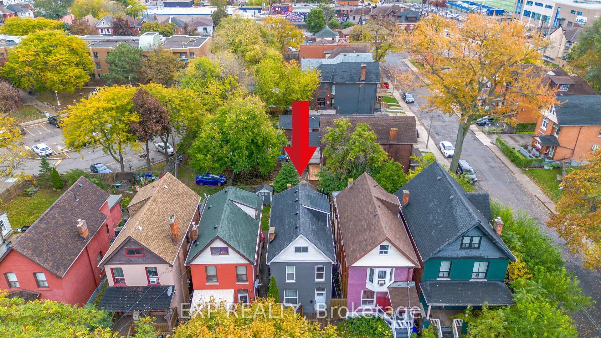 82 Ashley Street photo 33