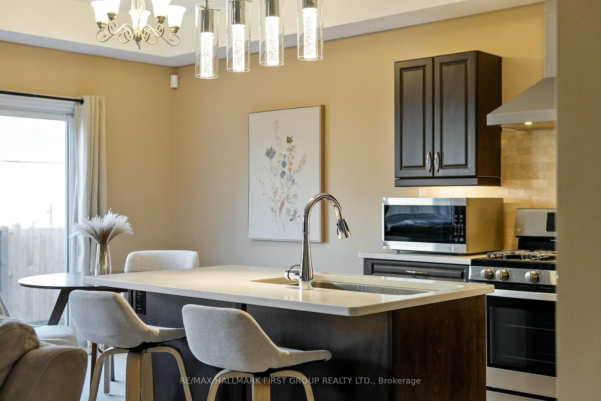 248 Morgan Street photo 8