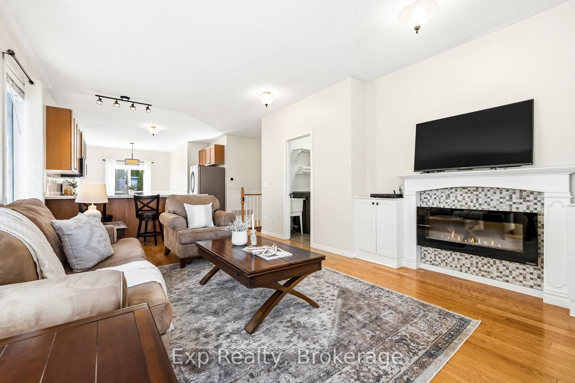 803 Greenly Drive photo 10