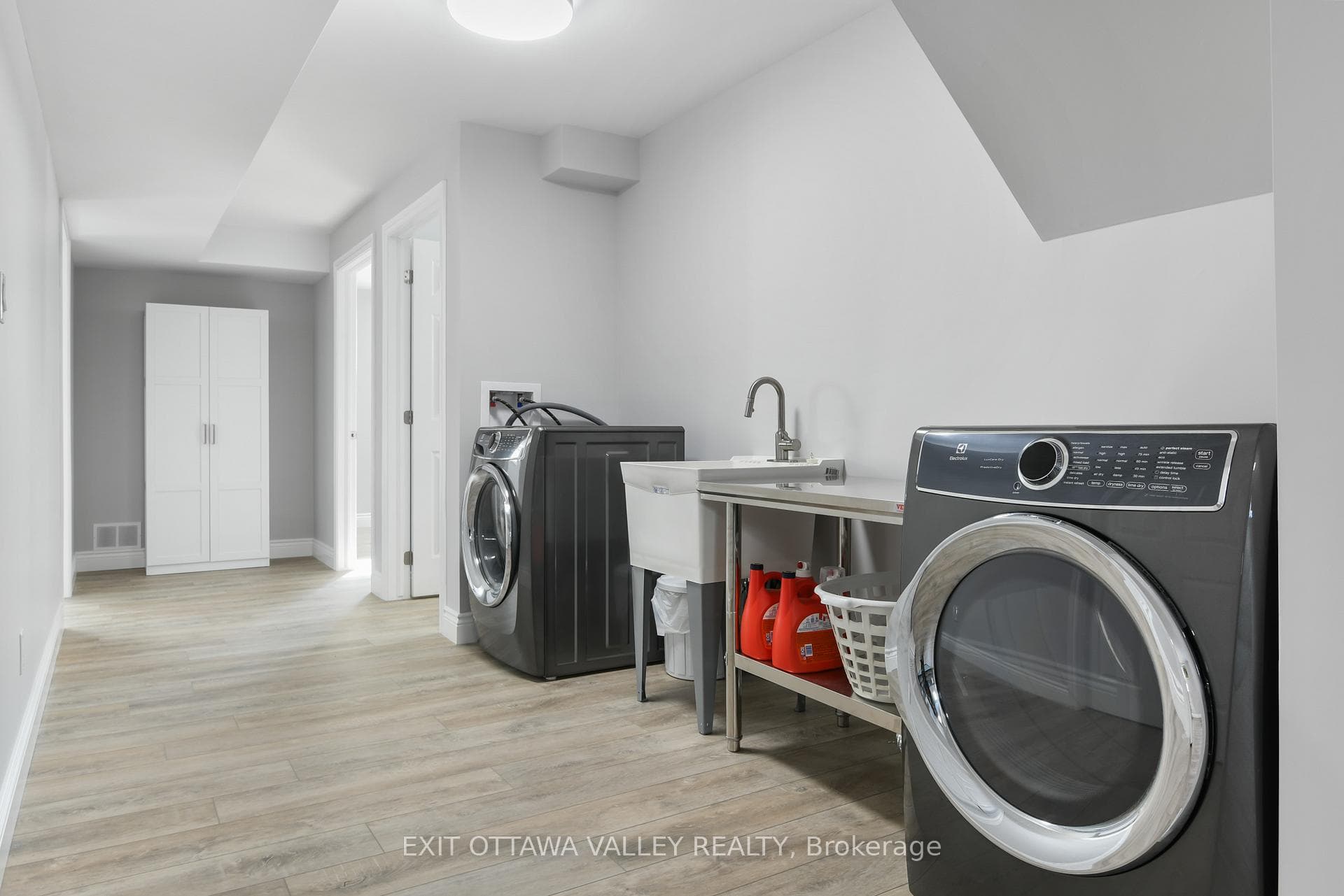 laundry facility
