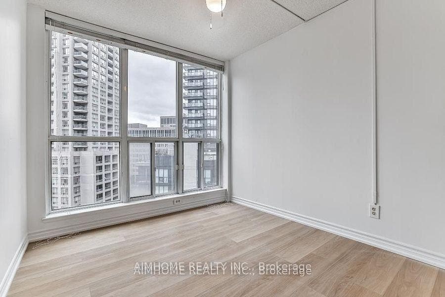 24 Wellesley Street Unit 1101 photo 7