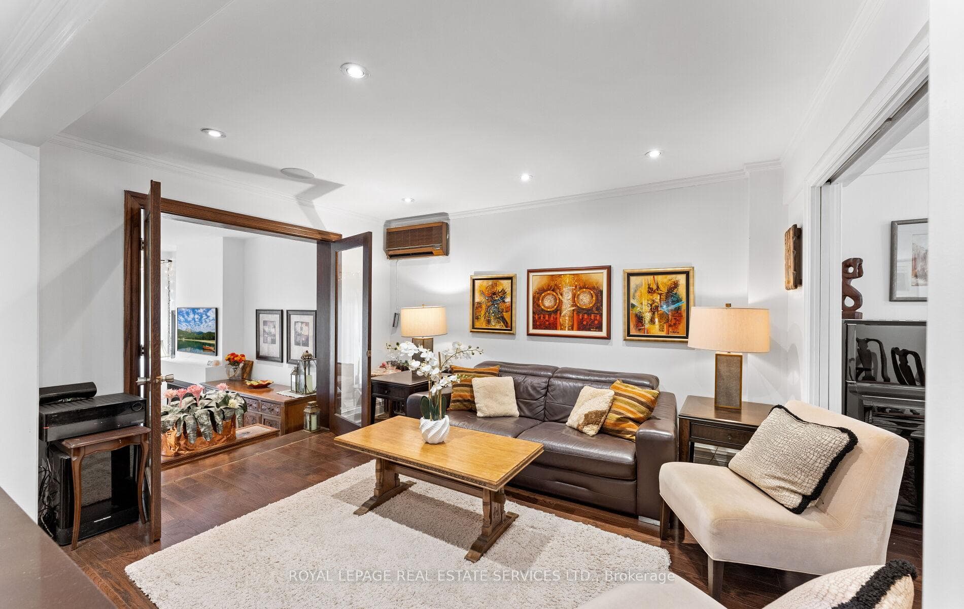 24 Mann Avenue photo 13