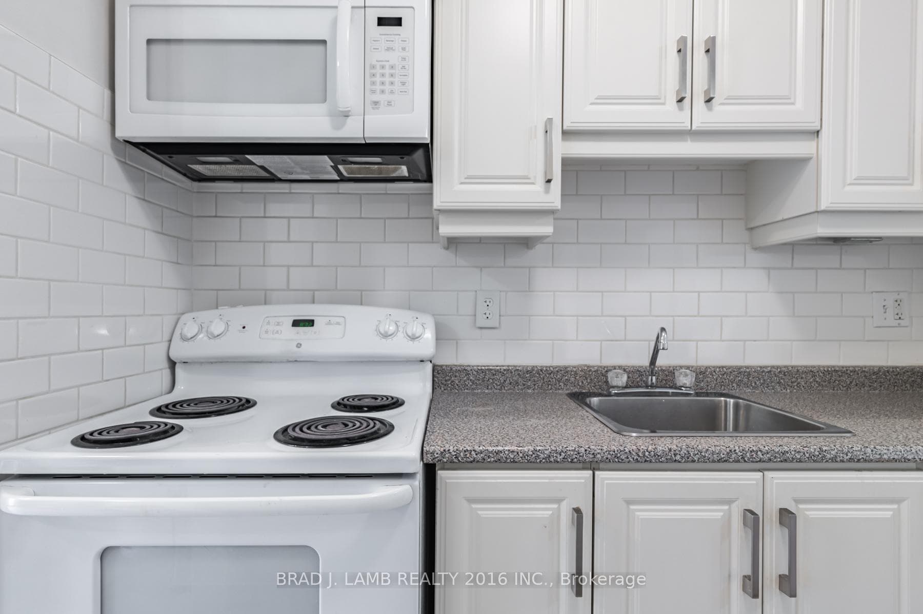 665 Richmond Street Unit 2 photo 5