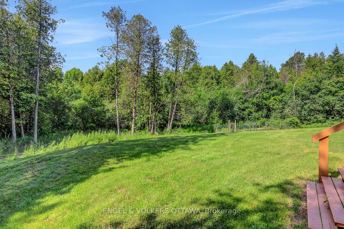 132 Grey Stone Drive photo 43
