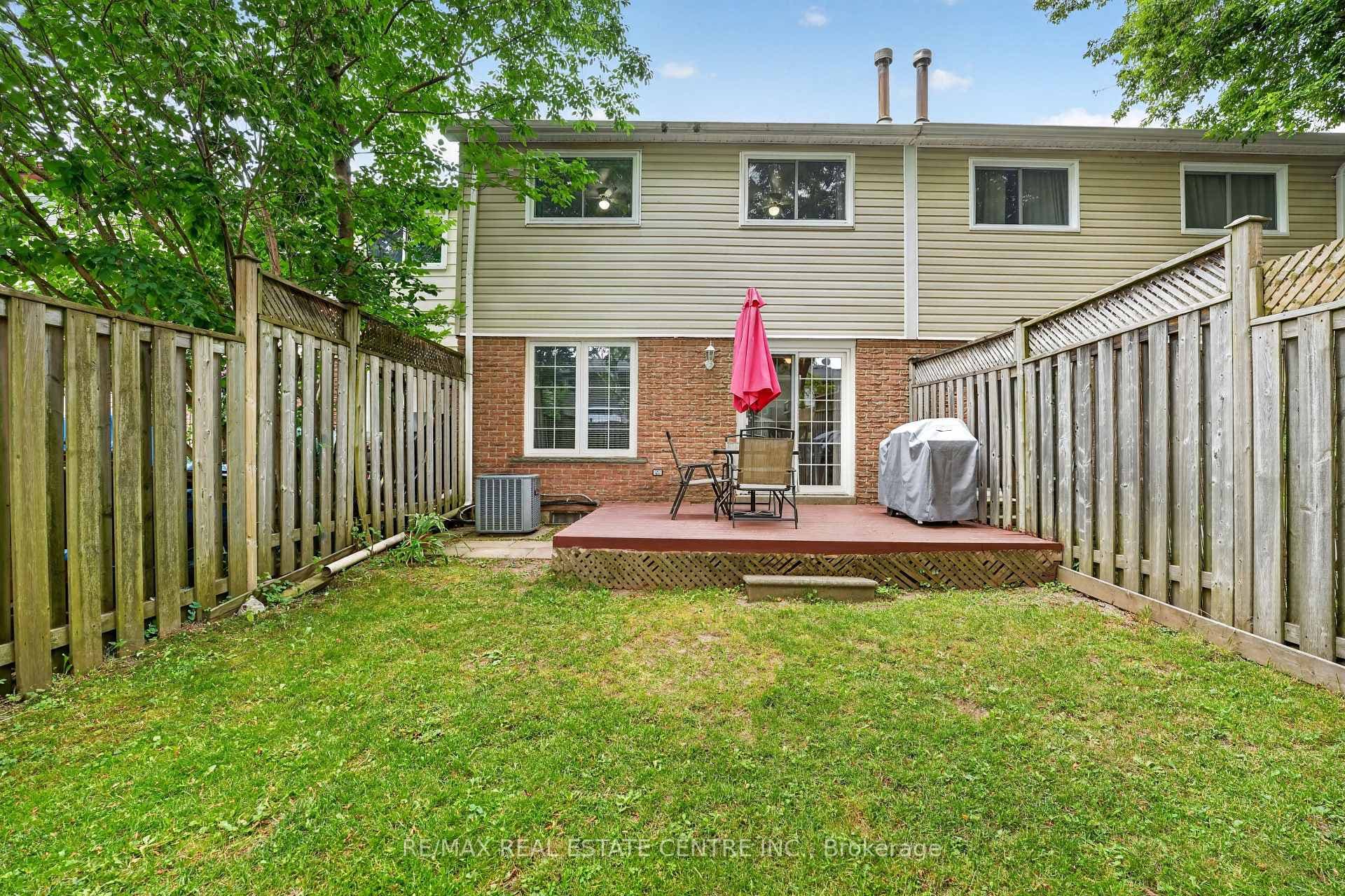 23 Burbank Crescent photo 29