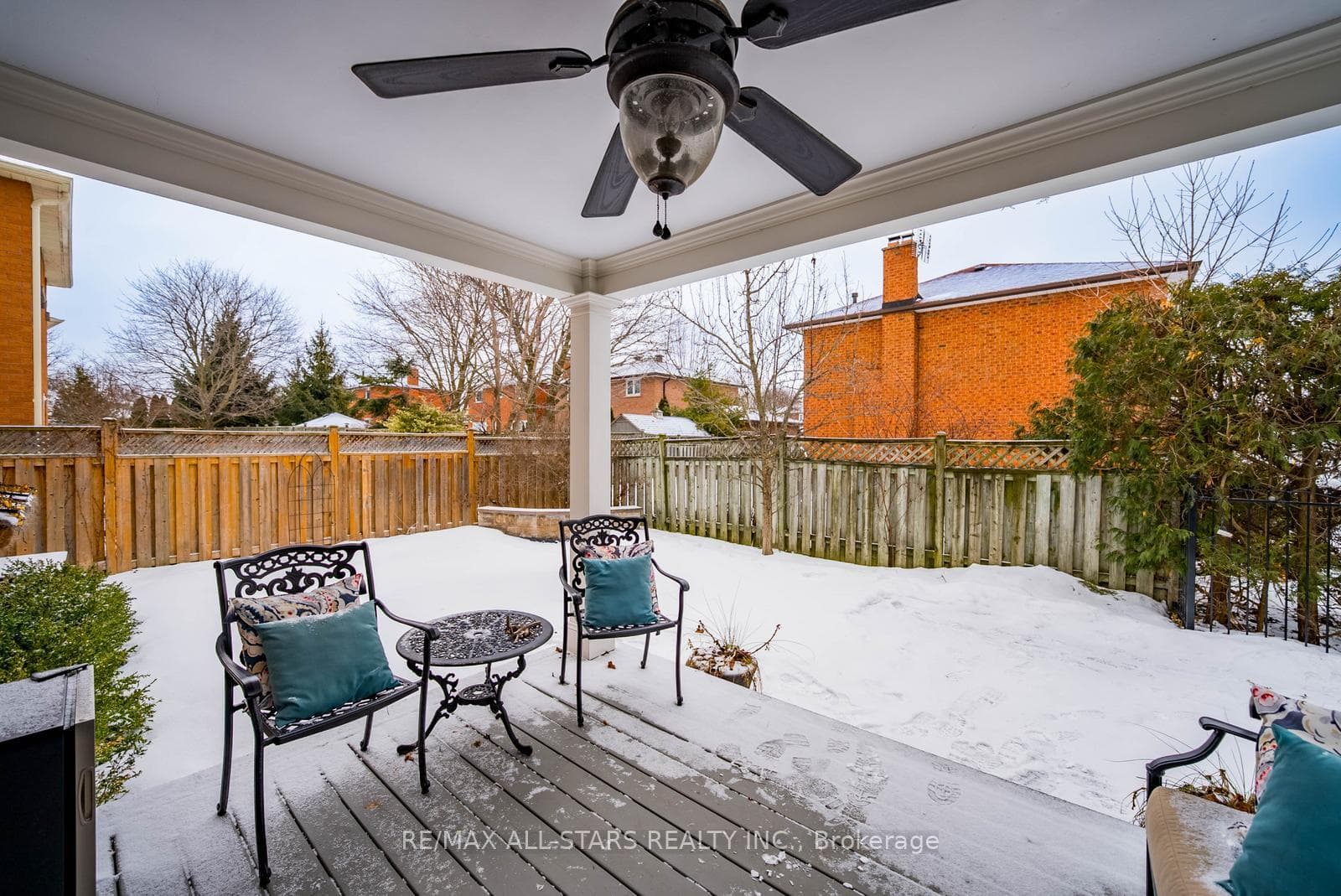 1 Alderwood Street photo 40