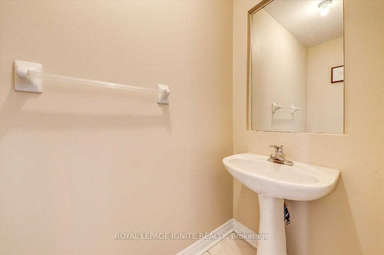 46 Skylark Drive photo 12