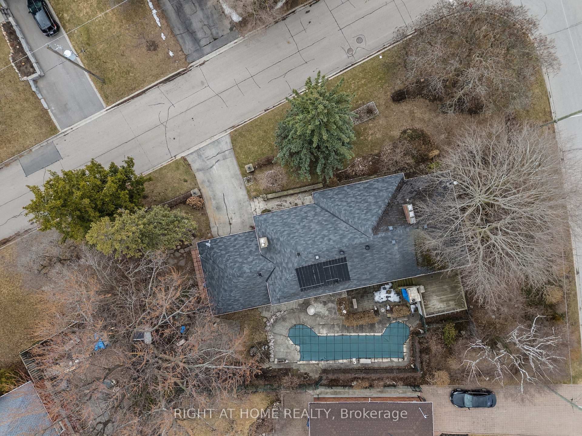36 Brinloor Boulevard photo 31