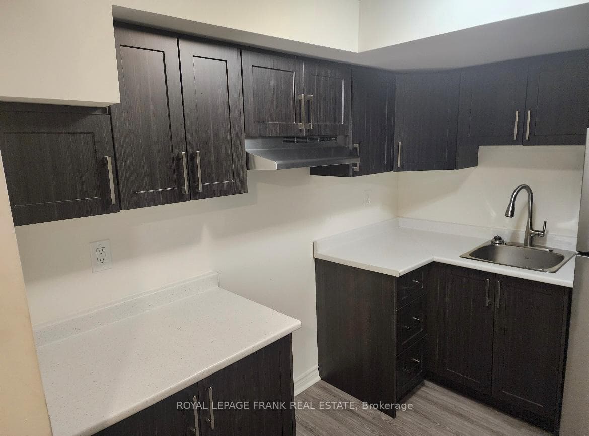 1181 Kettering Drive photo 20