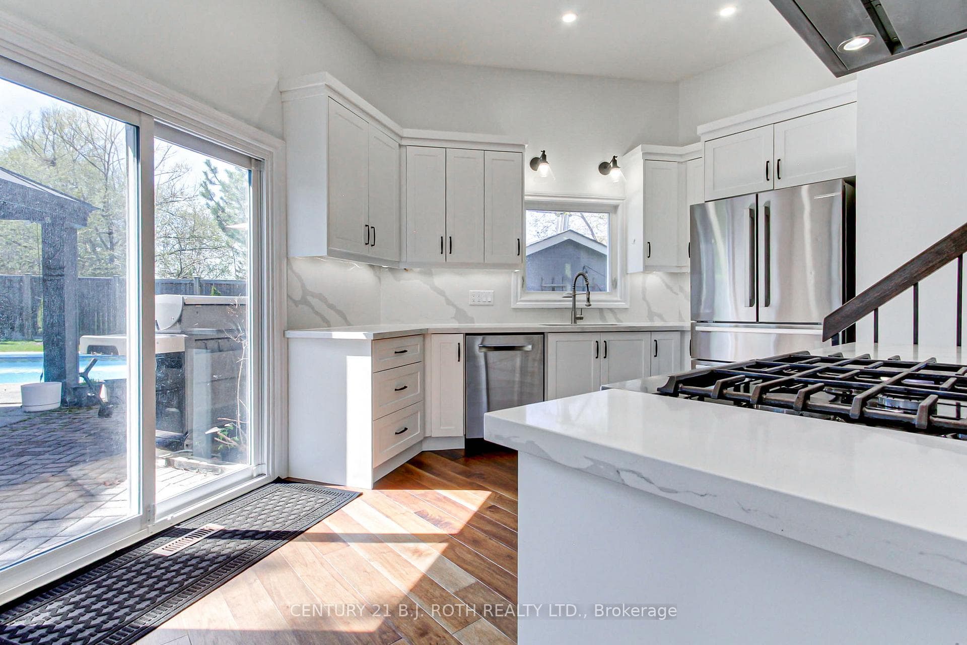 2931 Saint Malo Circle photo 12