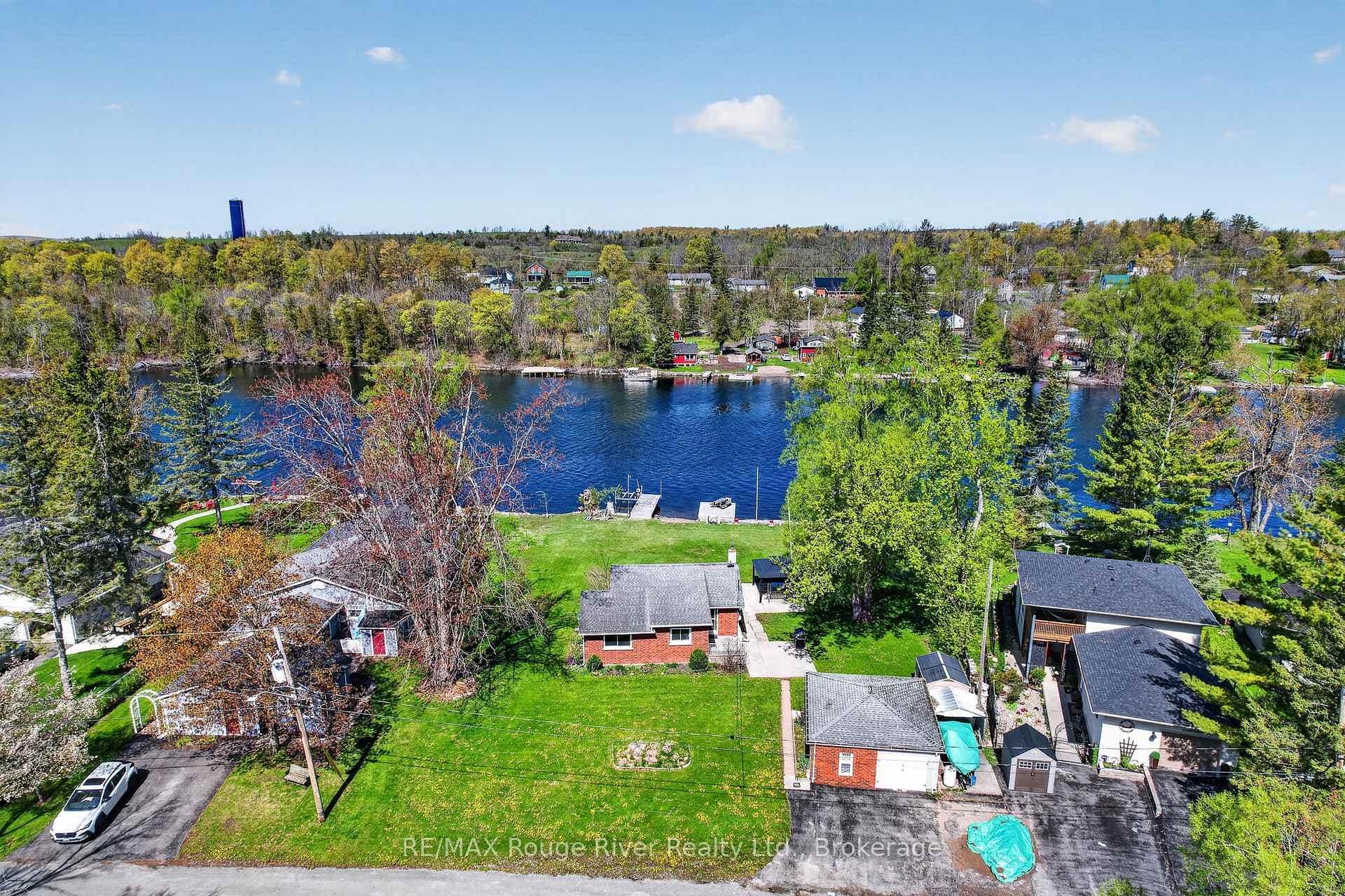 169 Cedar Drive photo 4