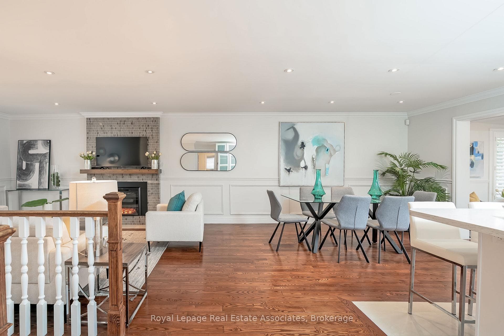 6951 Estoril Road photo 4