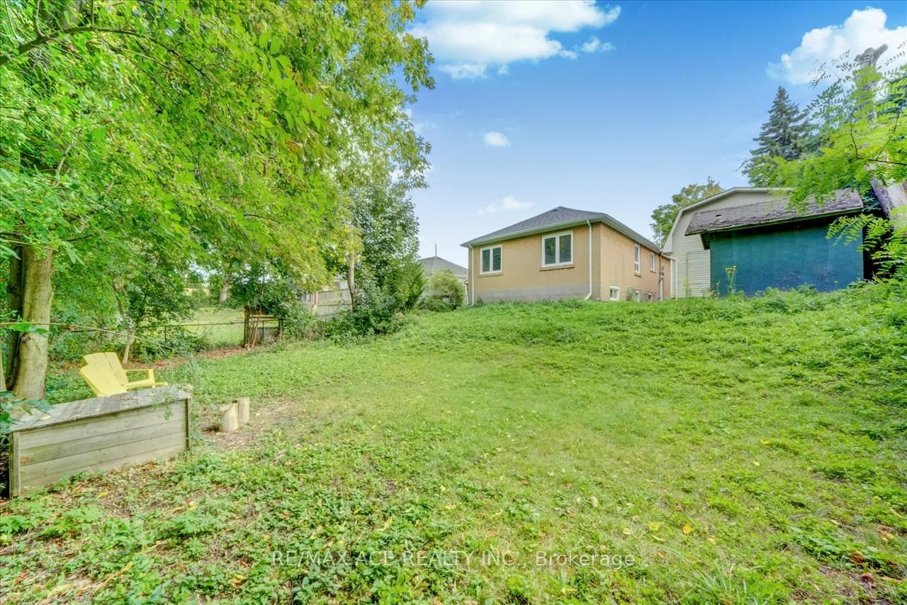 20 Martindale Road photo 37