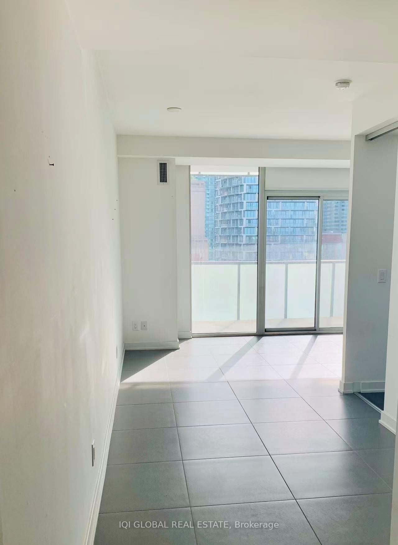 1 Market Street Unit 1603 photo 9