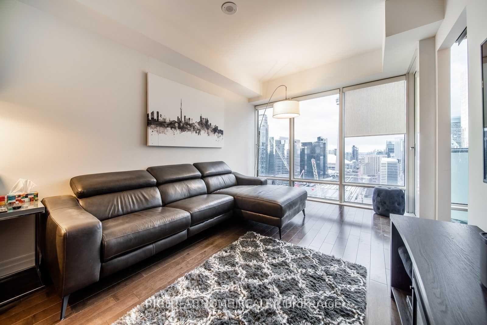 8 The Esplanade Street Unit 3203 photo 2