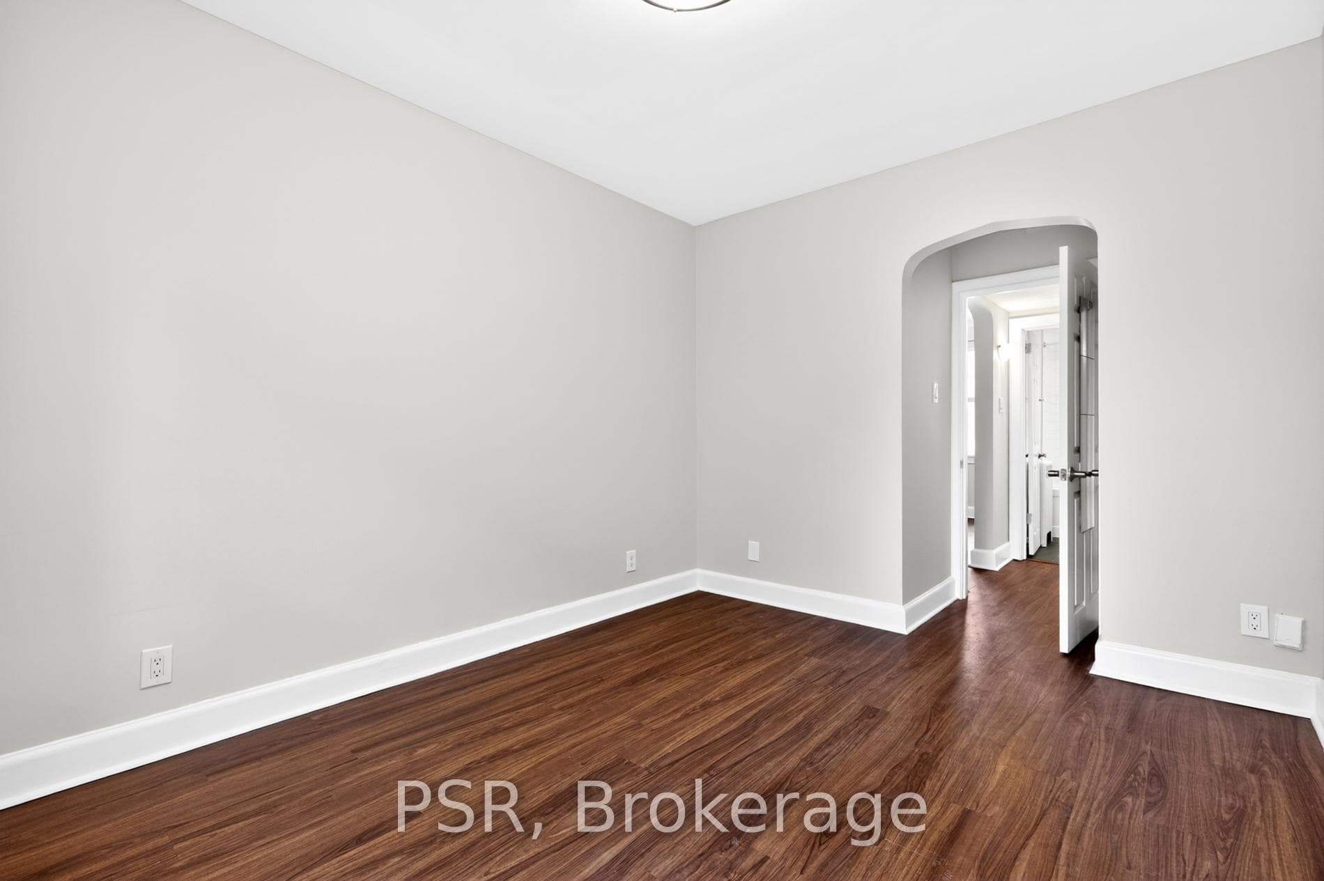 1365 Bayview Avenue Unit L05 photo 21