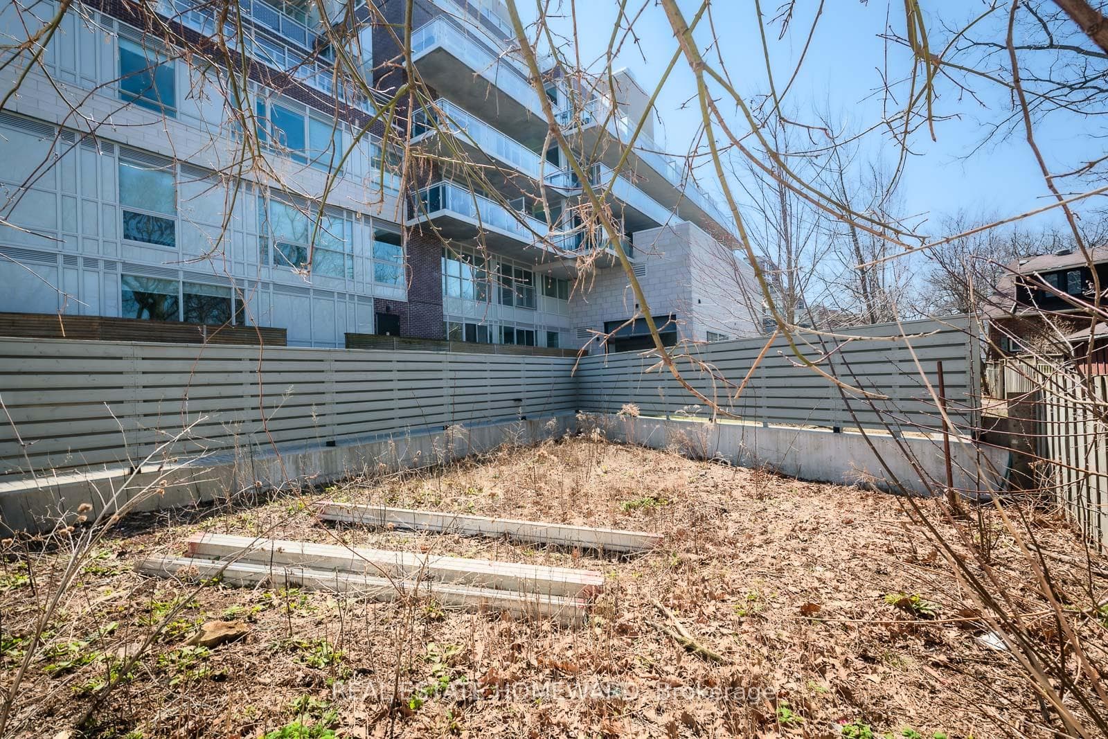 142 Audrey Avenue photo 10