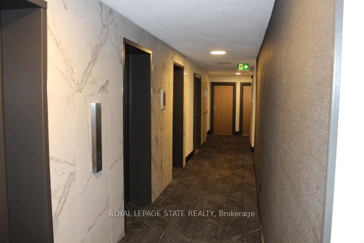 150 Charlton Avenue Unit 1507 photo 22