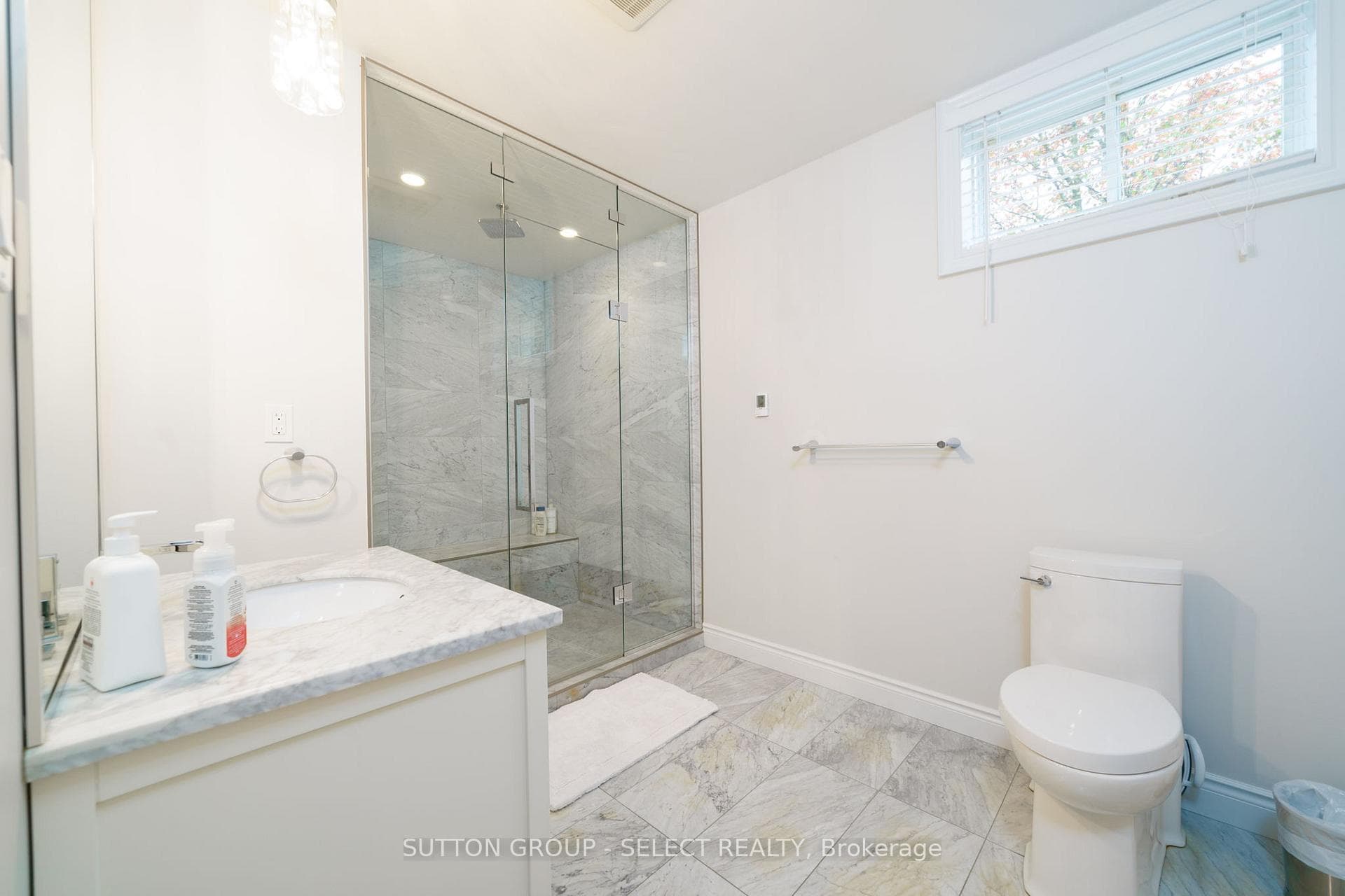 3319 MCLAUCHLAN Grove photo 24