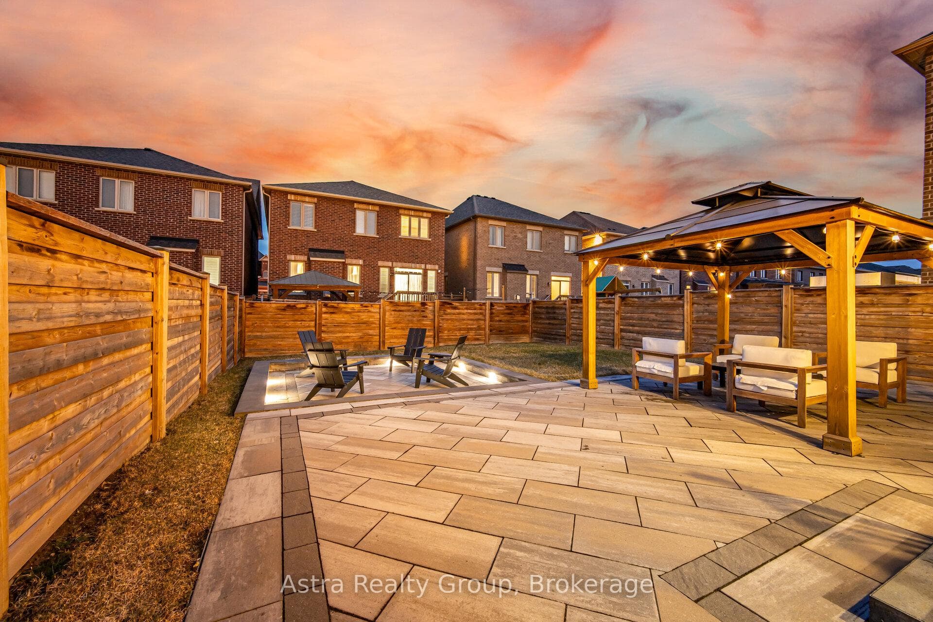138 Alistair Crescent photo 40