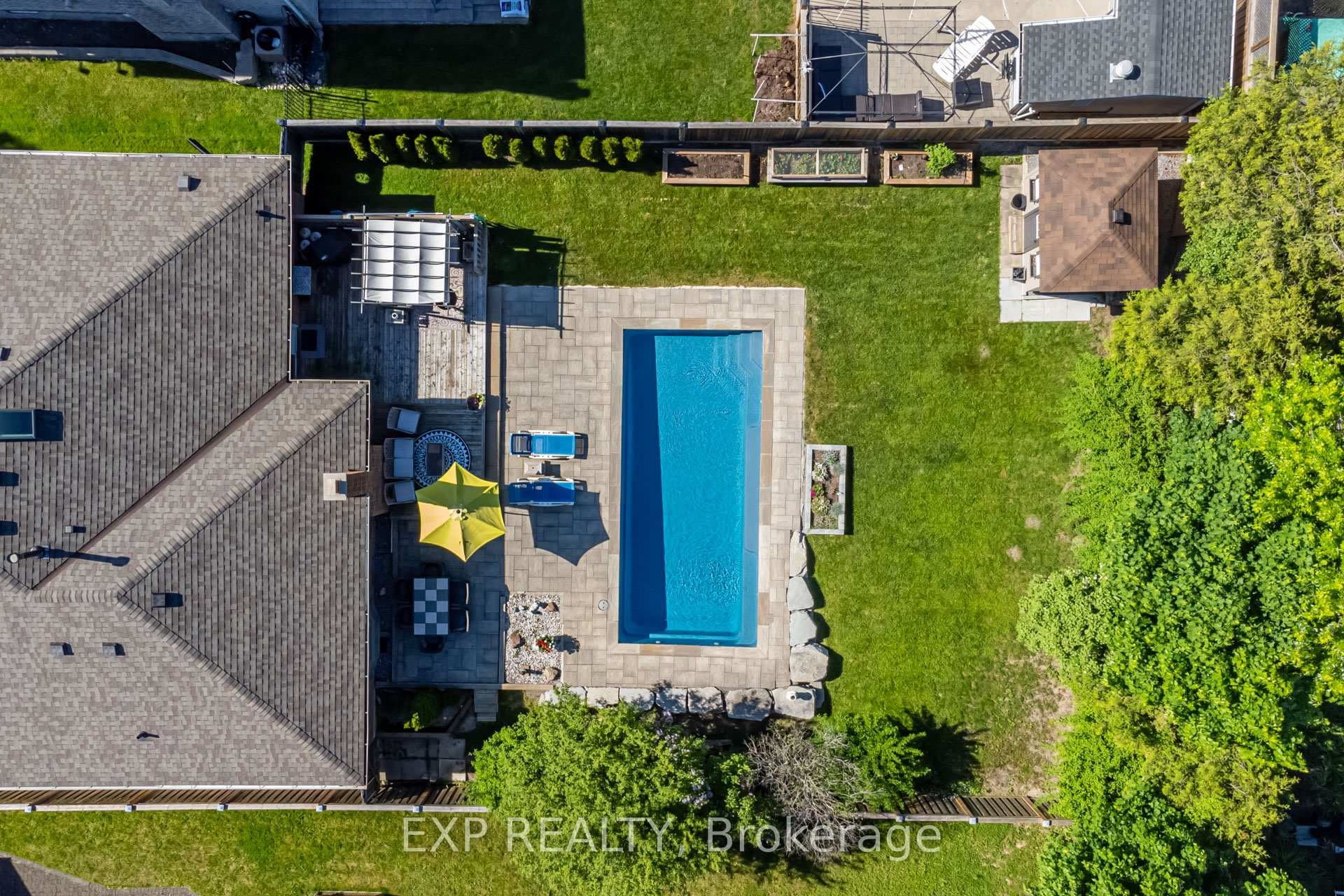 27 Fern Valley Crescent photo 4