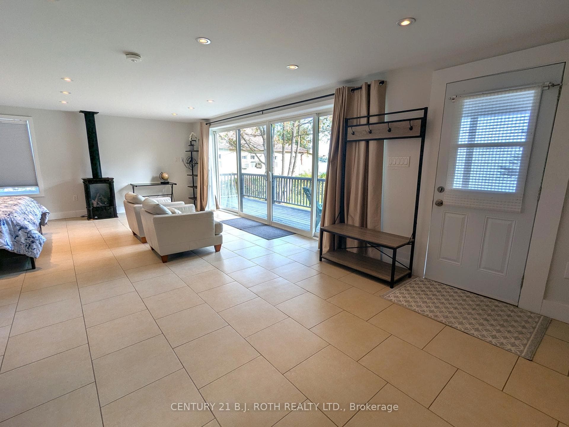 1753 Cross Street photo 20