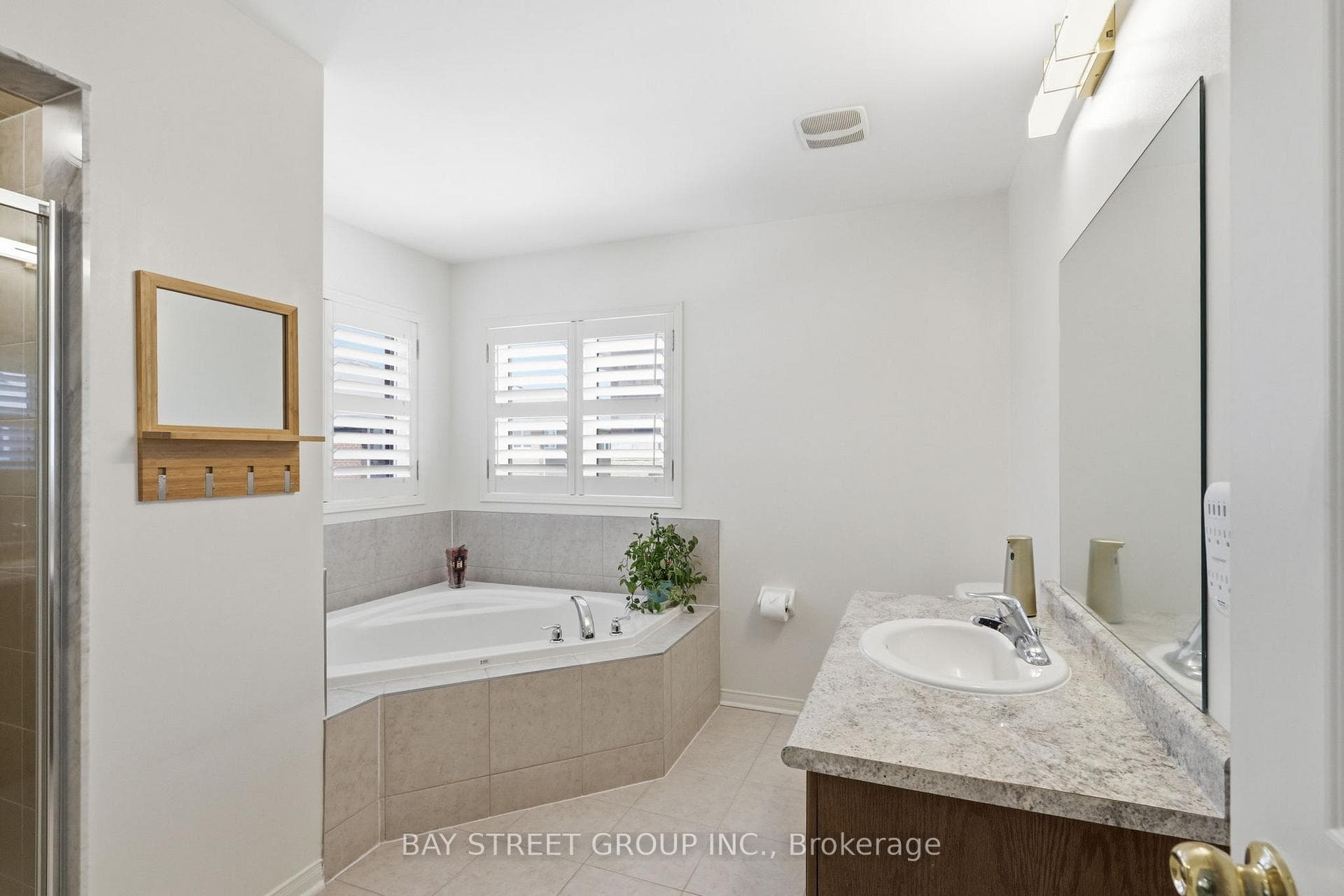 26 Chambersburg Way photo 24