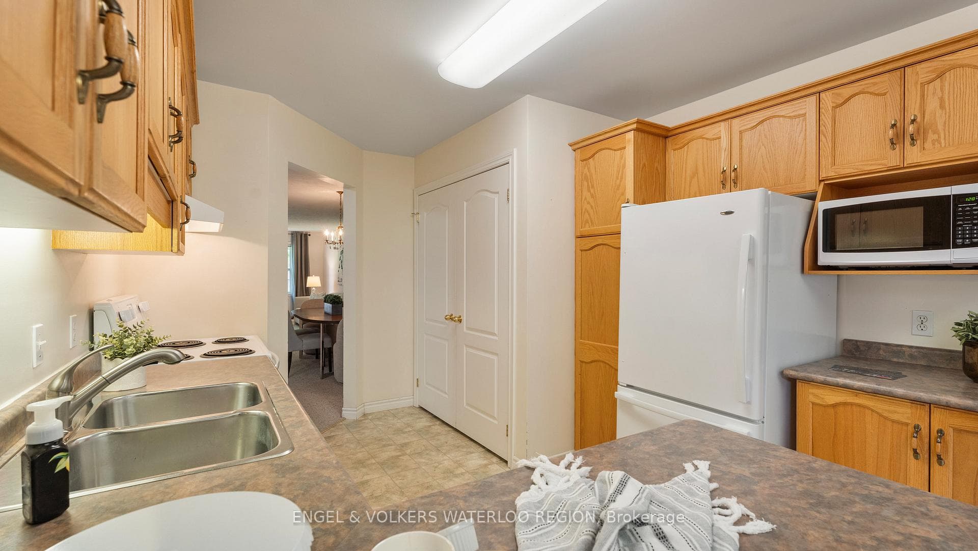 10 Isherwood Avenue Unit 19 photo 23
