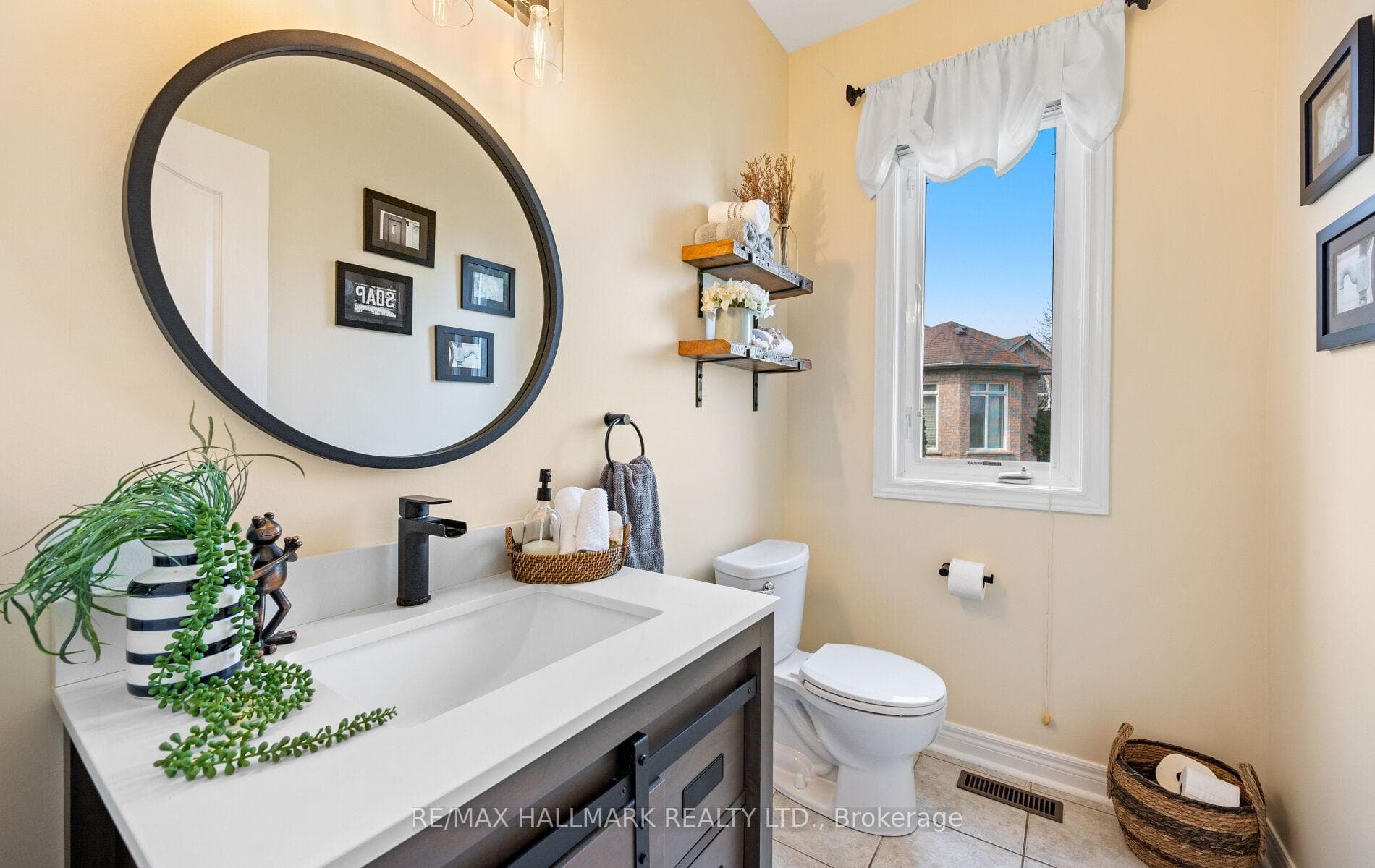 37 Witherspoon Way photo 23