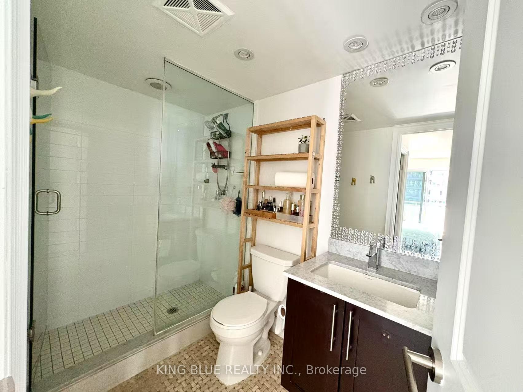 35 Bastion Street Unit 1209 photo 31