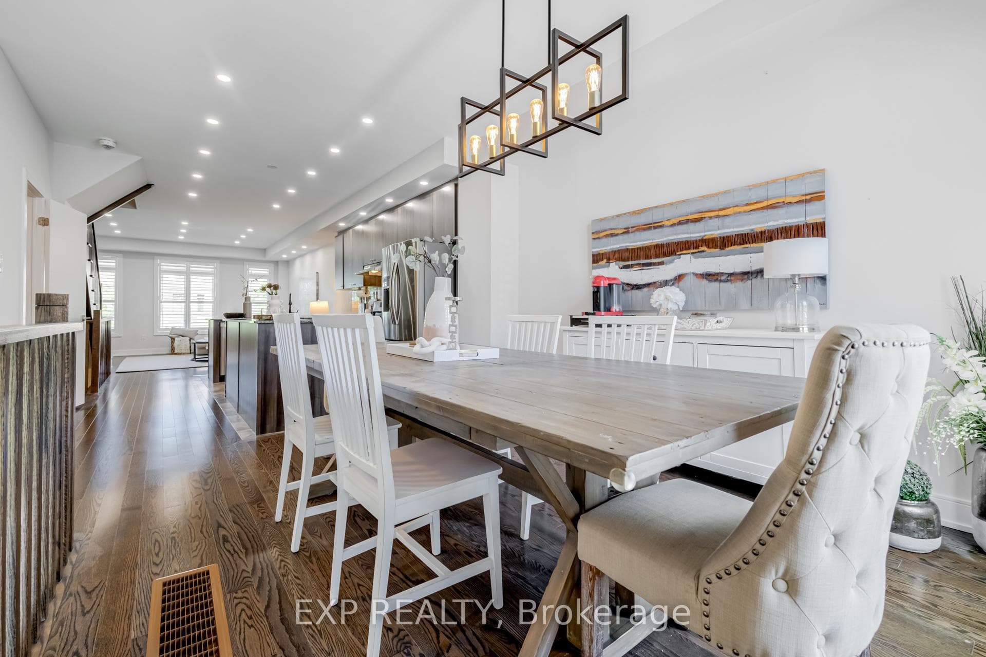 551 Mermaid Crescent photo 10
