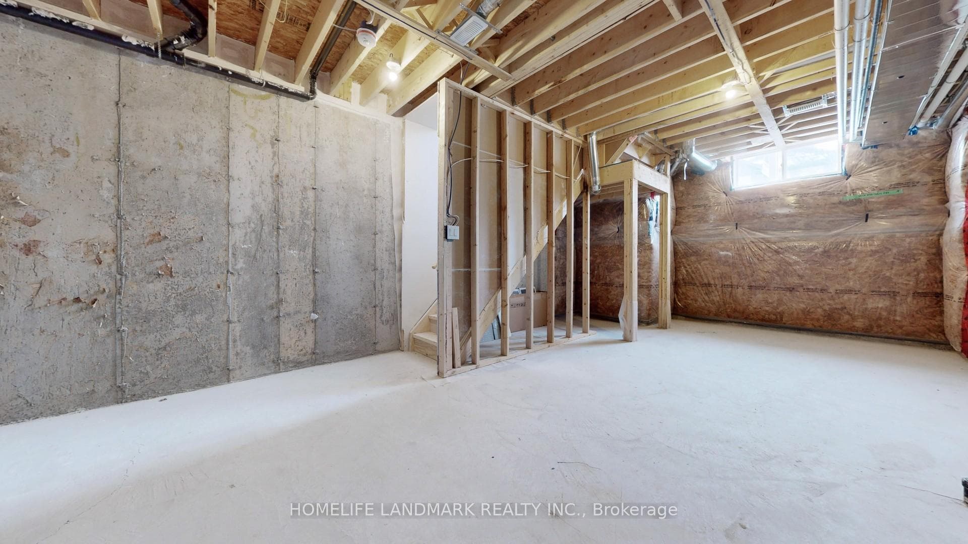 547 White's Hill Avenue photo 34