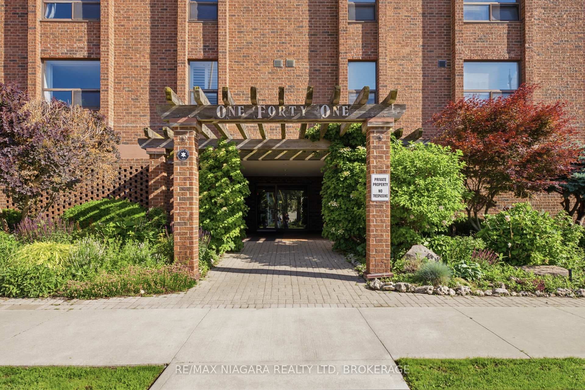 141 Church Street Unit 1003 photo 1