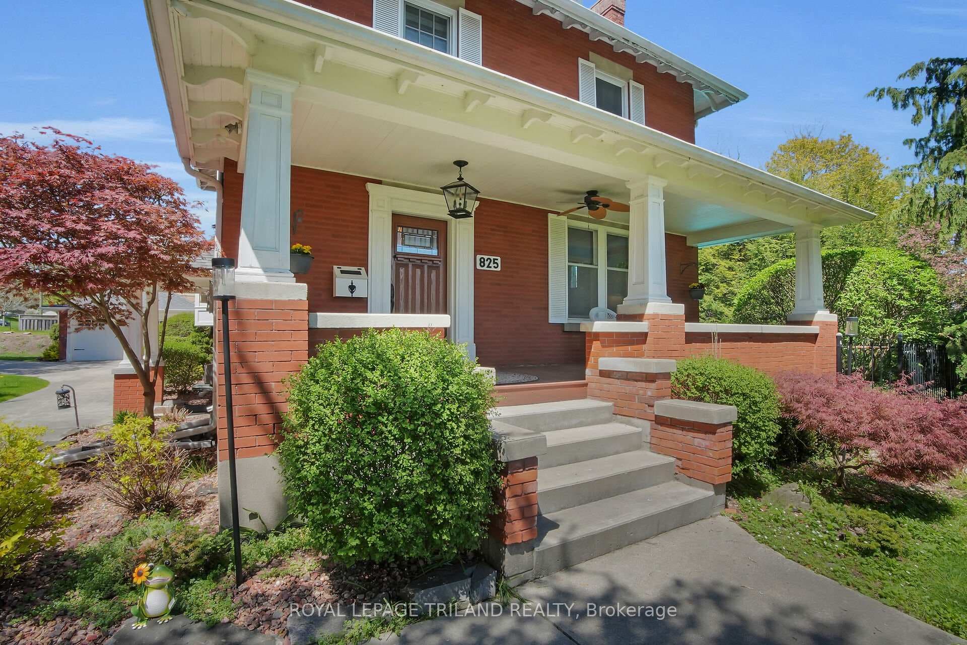 825 Riverside Drive photo 2