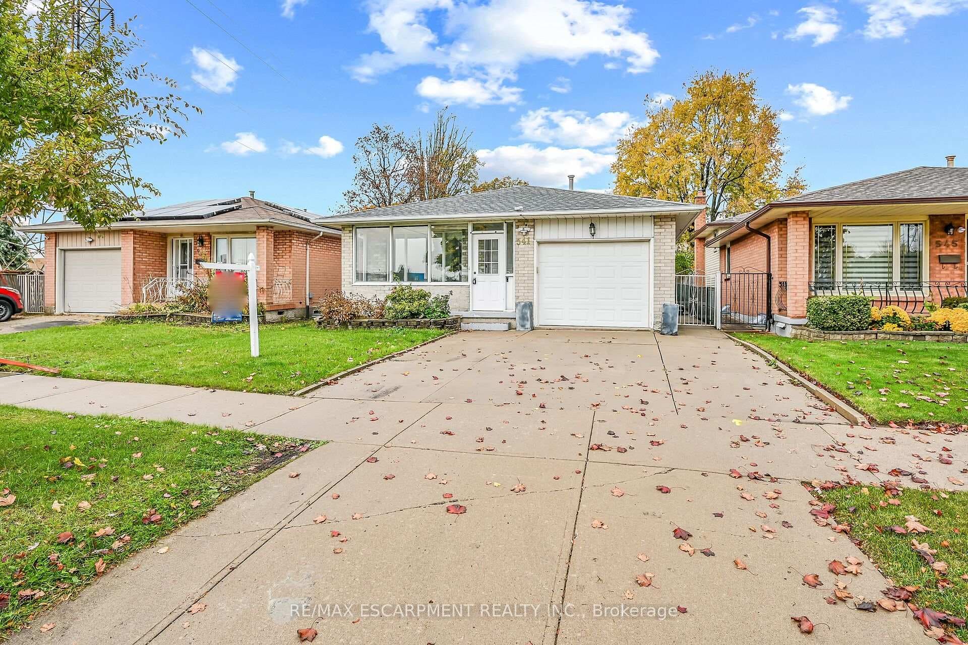 541 LIMERIDGE Road photo 3