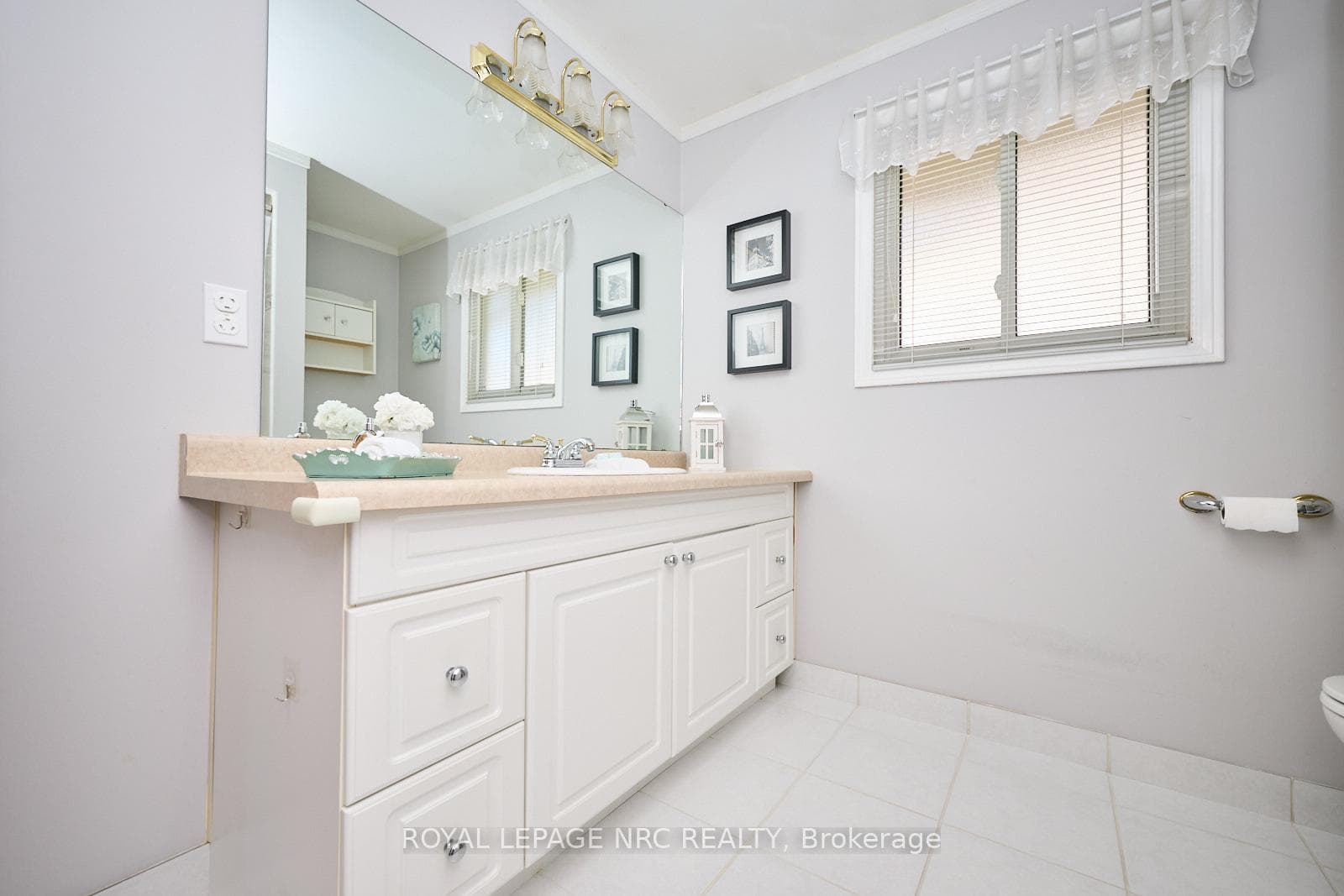 61 Mcdonagh Crescent photo 21