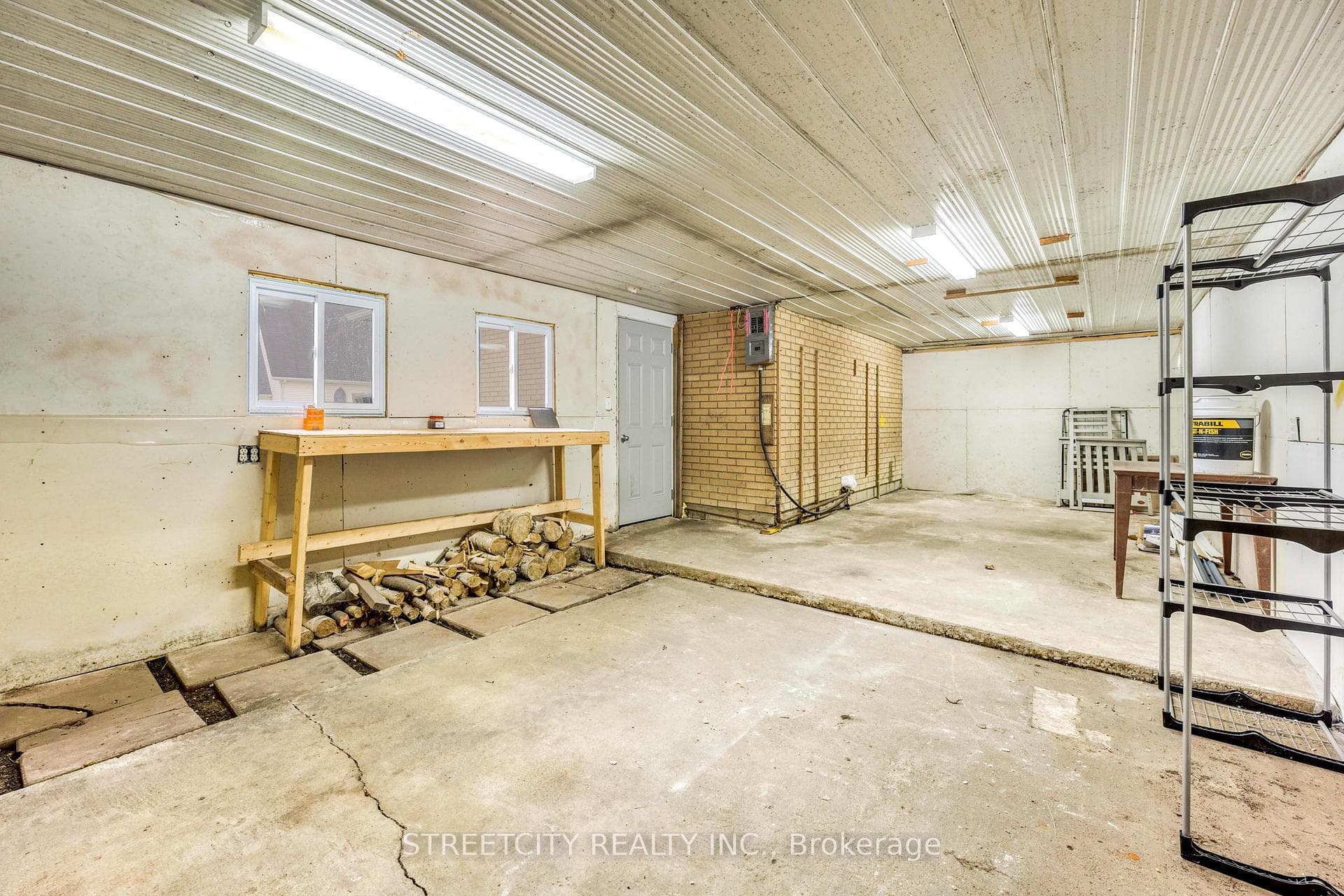 1554 Fourth Street photo 8