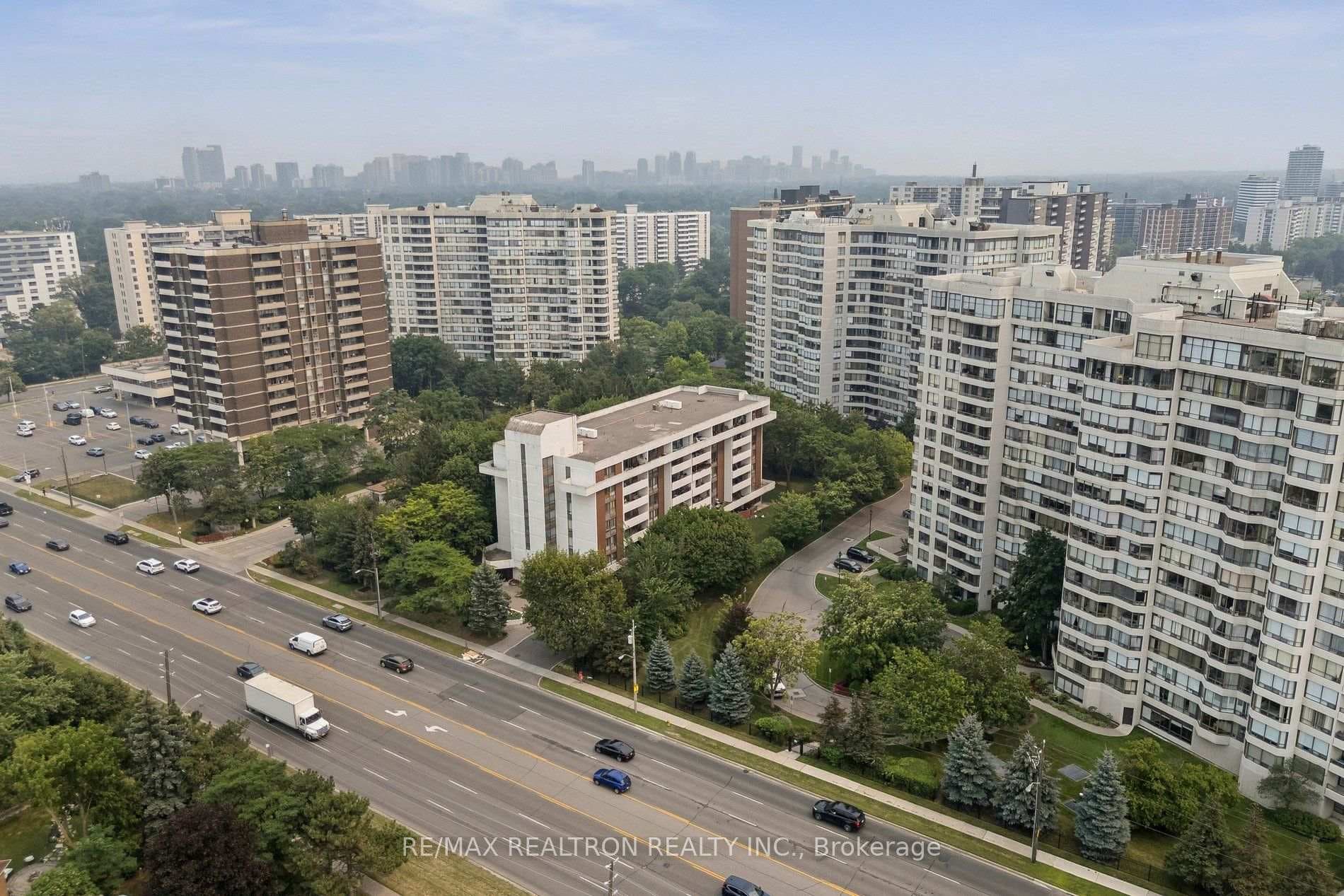 1111 Steeles Avenue Unit 307 photo 38