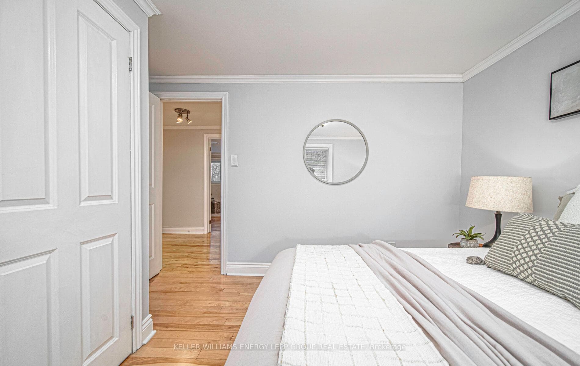 20 Kenton Court photo 23