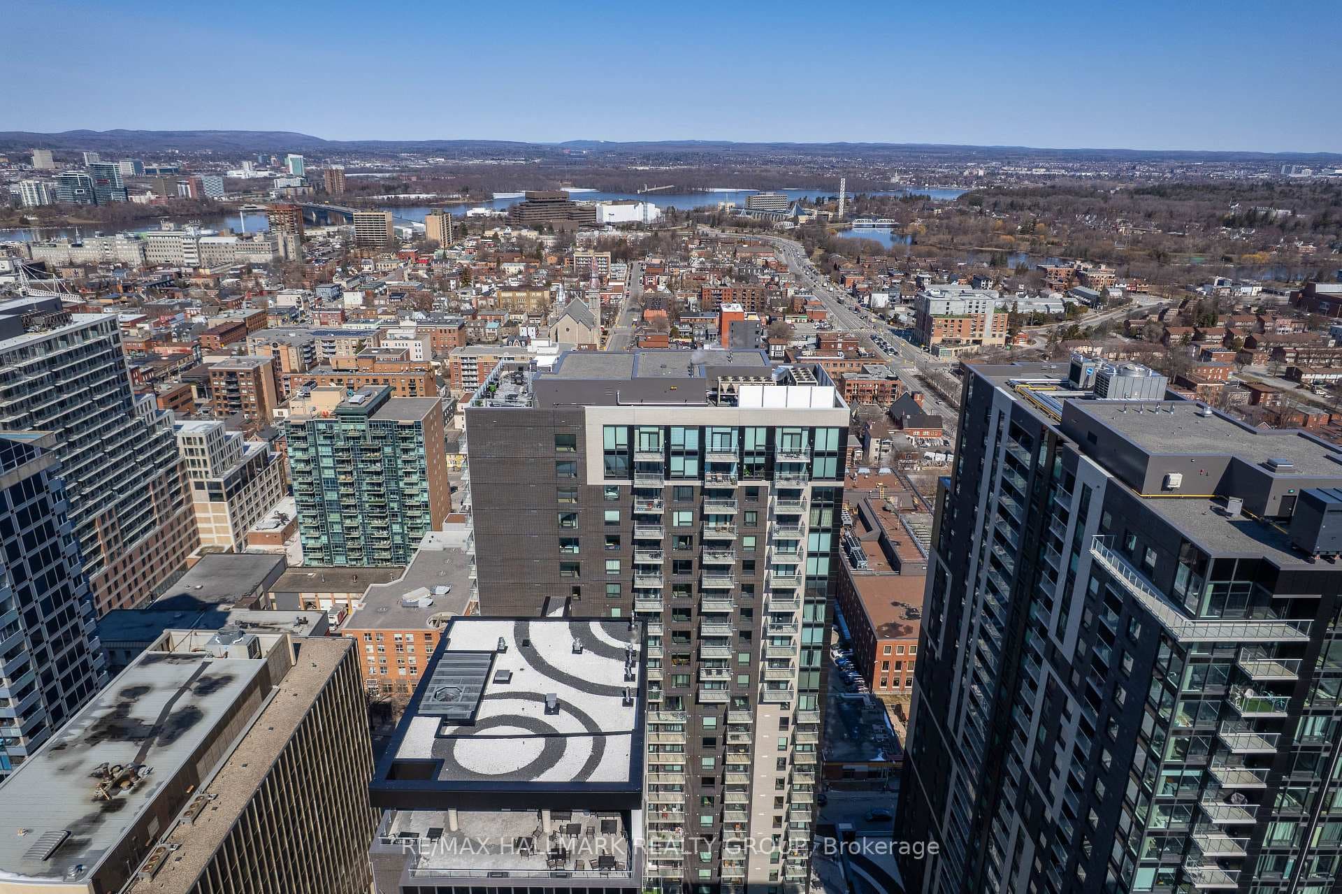 180 George Street Unit 1703 photo 28
